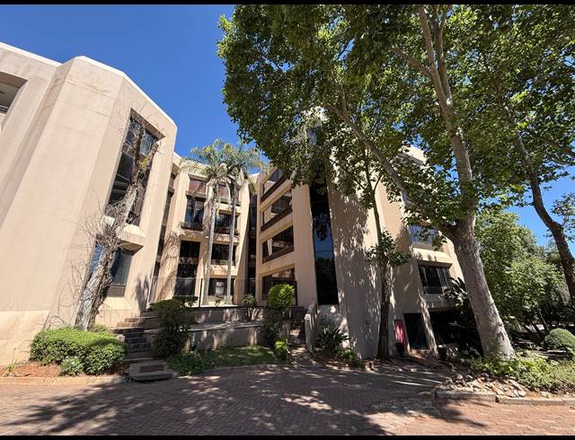 122M² OFFICE TO LET IN PARKTOWN